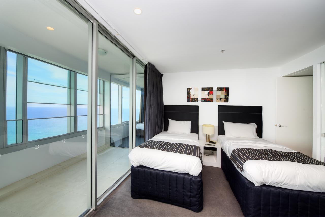 Private Apartment With Ocean Views At Q1 Resort Gold Coast Exteriér fotografie