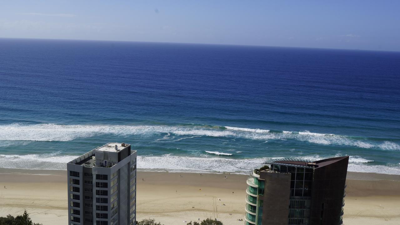 Private Apartment With Ocean Views At Q1 Resort Gold Coast Exteriér fotografie