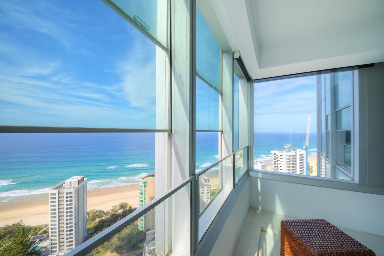 Private Apartment With Ocean Views At Q1 Resort Gold Coast Exteriér fotografie